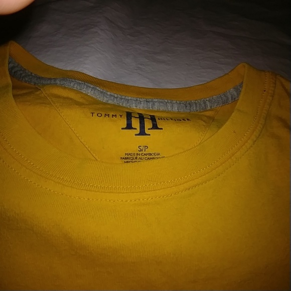 🔥🔥Tommy Hilfiger Native American Tee🔥🔥🔥 - Picture 4 of 8